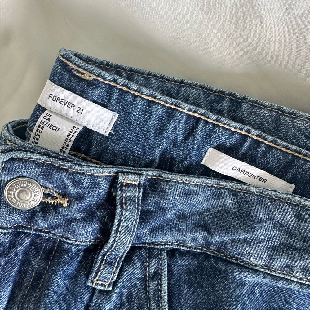 FOREVER 21 Dark wash carpenter jeans